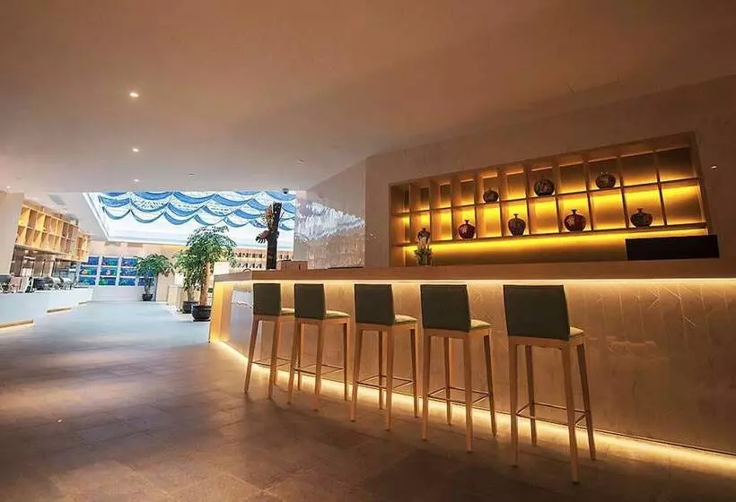 ホテル Holiday Inn Express Shanghai Songjiang Fangta, An Ihg