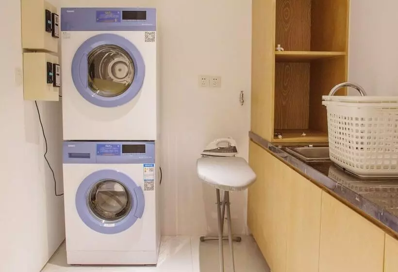 ホテル Holiday Inn Express Shanghai Songjiang Fangta, An Ihg
