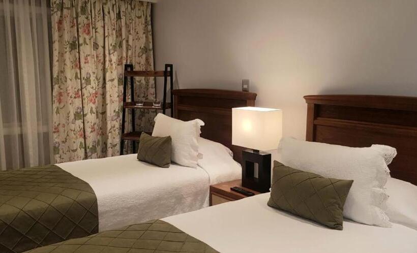 هتل Puerta Del Lago