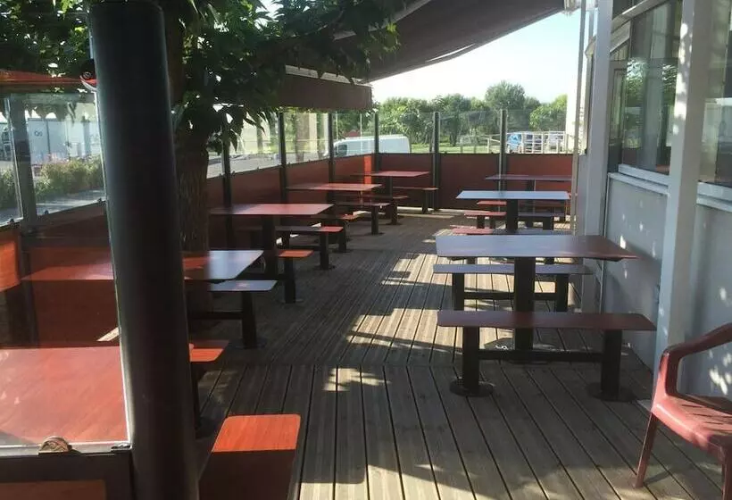ホテル Relais De Barbezieux