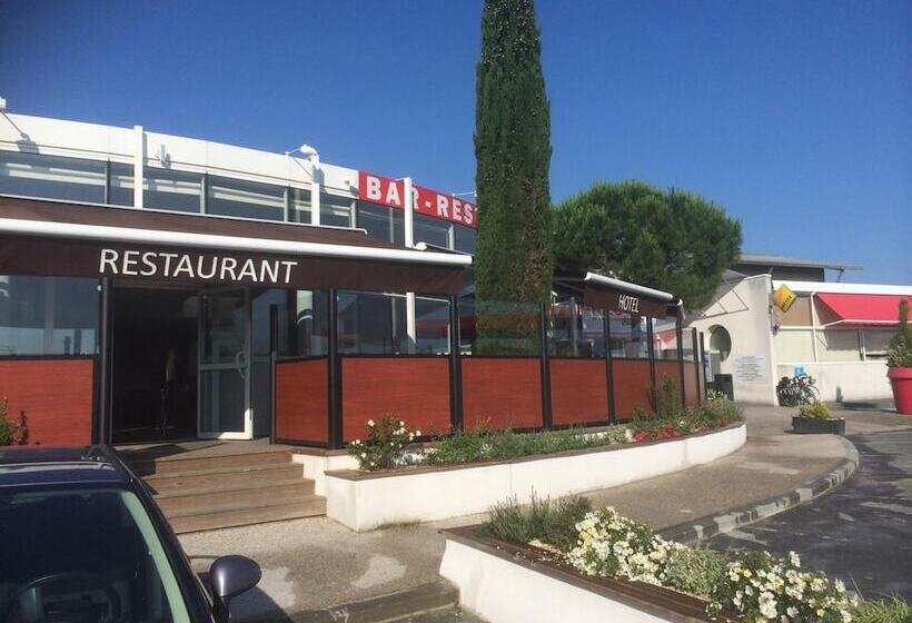 Отель Relais De Barbezieux