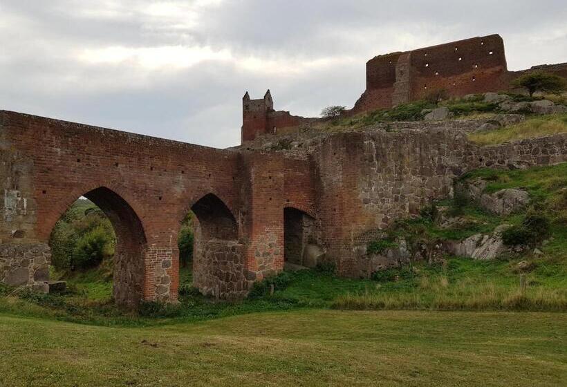 בית מלון כפרי Sandvig Havn