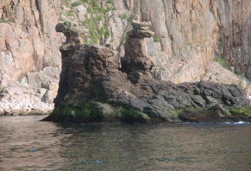 בית מלון כפרי Sandvig Havn