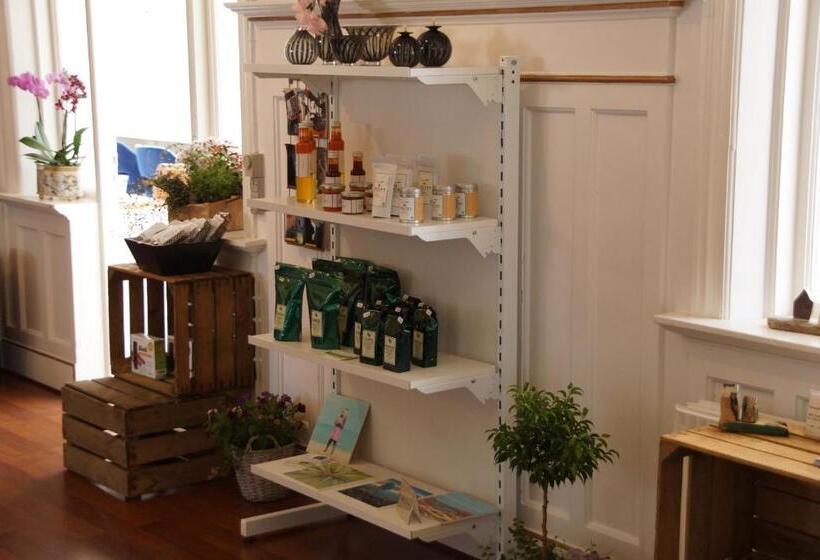 בית מלון כפרי Sandvig Havn