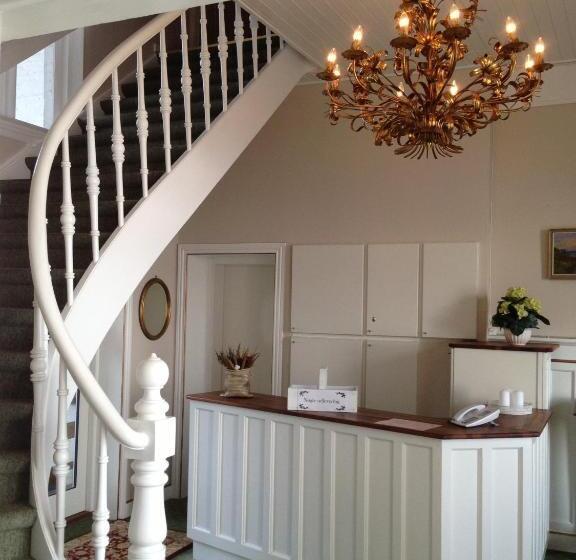 בית מלון כפרי Sandvig Havn