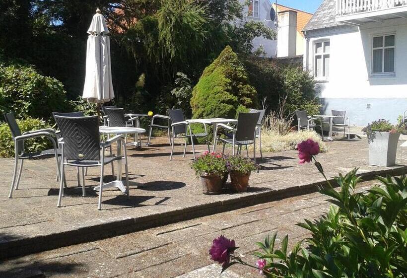 בית מלון כפרי Sandvig Havn