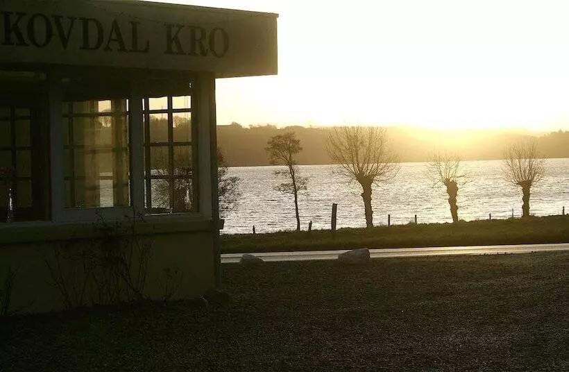 ホテル Skovdal Kro