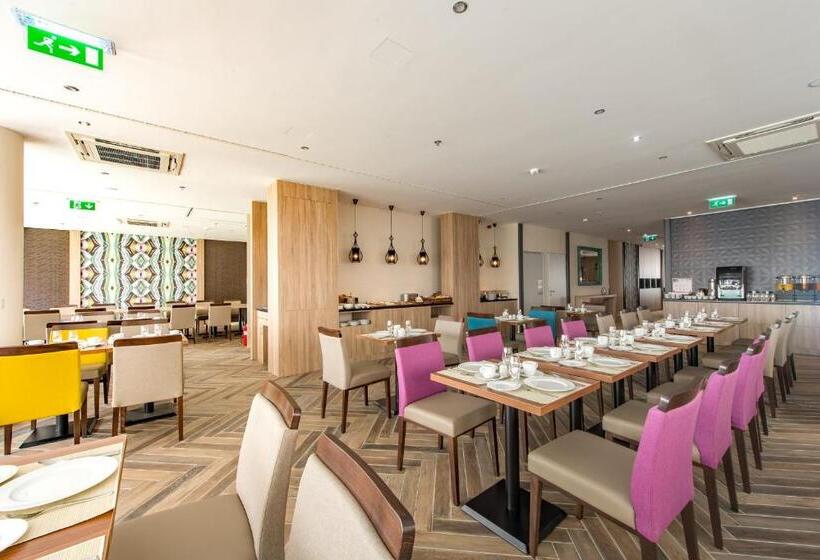 בית מלון כפרי Three Corners Lifestyle