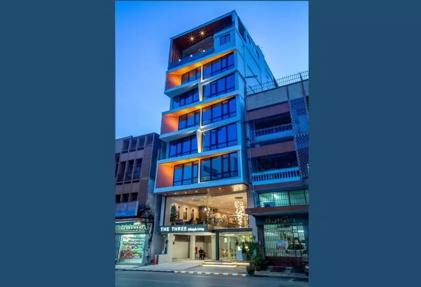 ホテル The Three Hat Yai