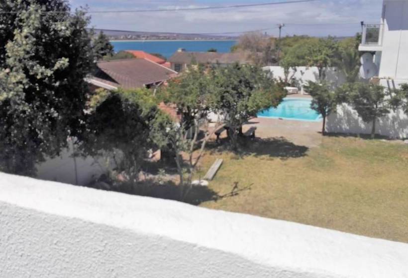 فندق صغير Saldanha Bay Inn