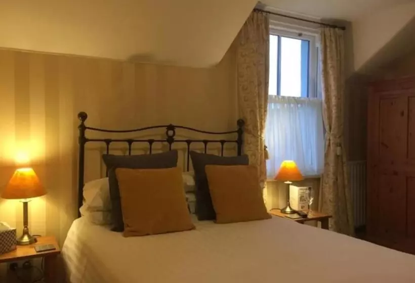 تختخواب و صبحانه Glendale Guest House
