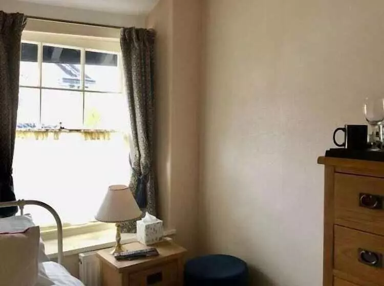 تختخواب و صبحانه Glendale Guest House