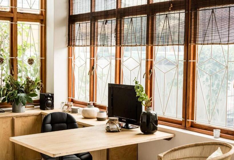 Bed and Breakfast Number5 Guesthouse