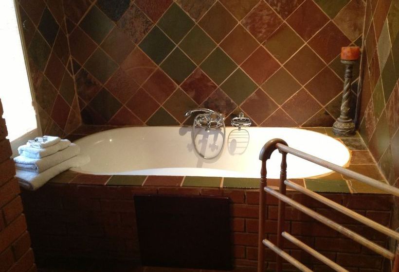 Berit Country Home & Chapel