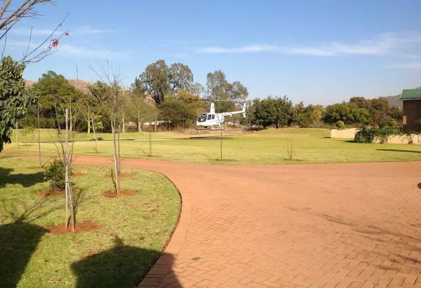 Berit Country Home & Chapel