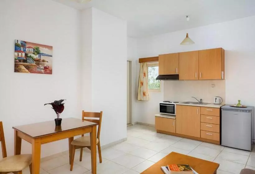 Fotis Studios Apartments