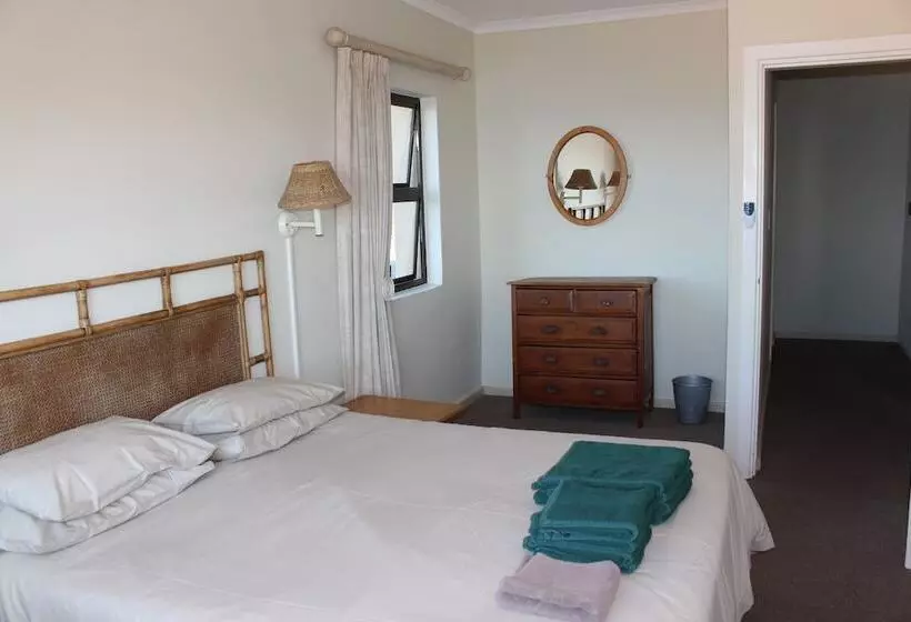 Glenmore Sands Beach Resort