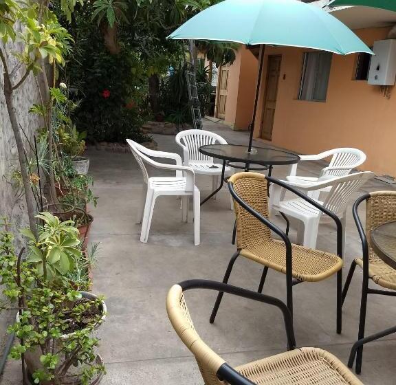 مسافرخانه Piezas Con Baño Privado Economicas