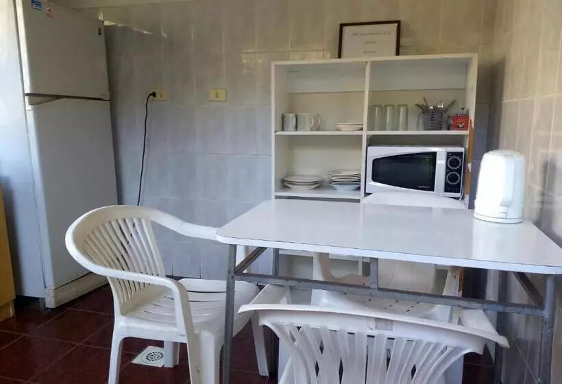 簡易ホテル Piezas Con Baño Privado Economicas