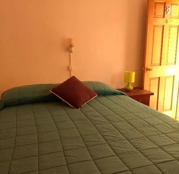 簡易ホテル Piezas Con Baño Privado Economicas