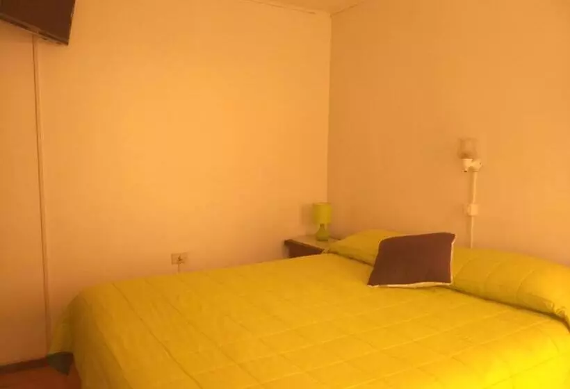 簡易ホテル Piezas Con Baño Privado Economicas