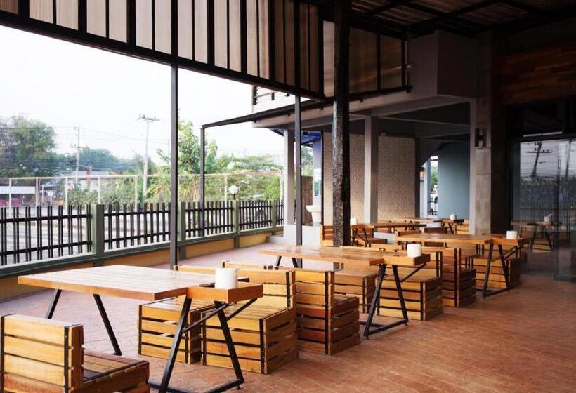 Отель B2 Buriram Boutique & Budget