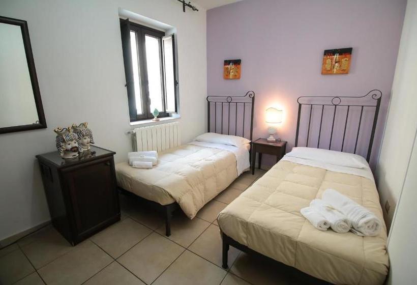 Отель B&b Regina Carolina