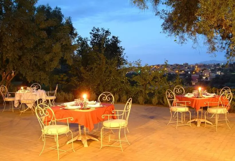 هتل Maroc Lodge Atlas Mountain Retreat