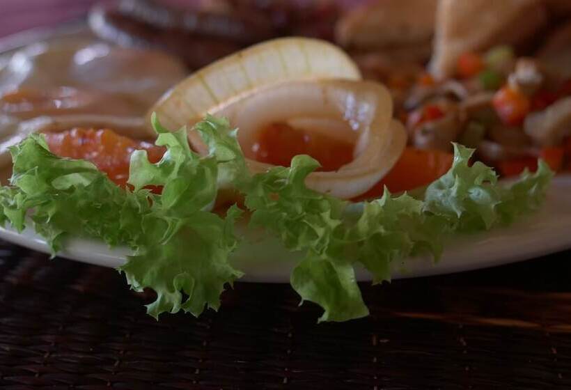 هتل Munga Eco Lodge