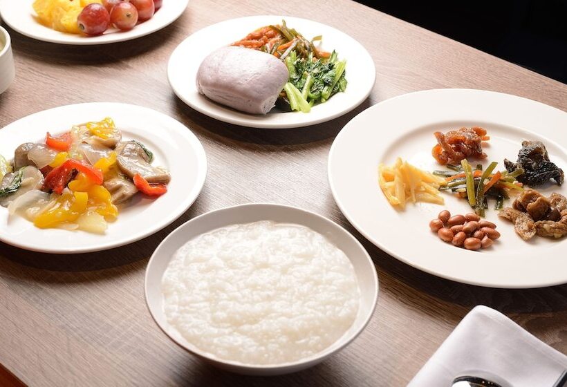 O2 Hotel Taipei Main Station