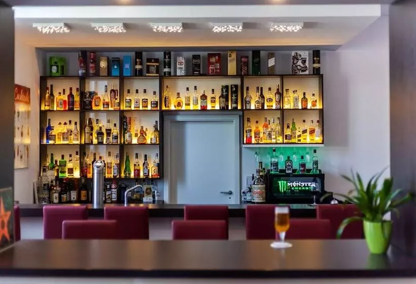 ホテル Ruhr Inn