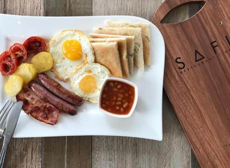 هتل Villa Thirty Three