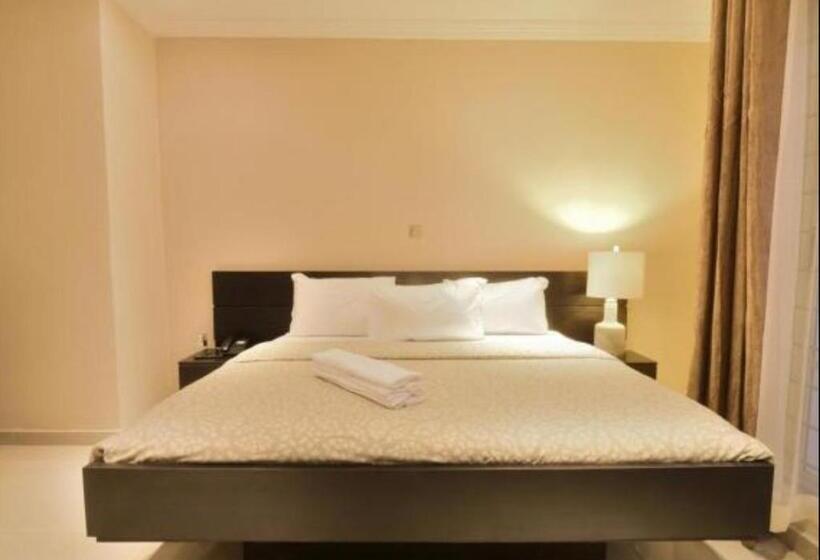 هتل Villa Thirty Three