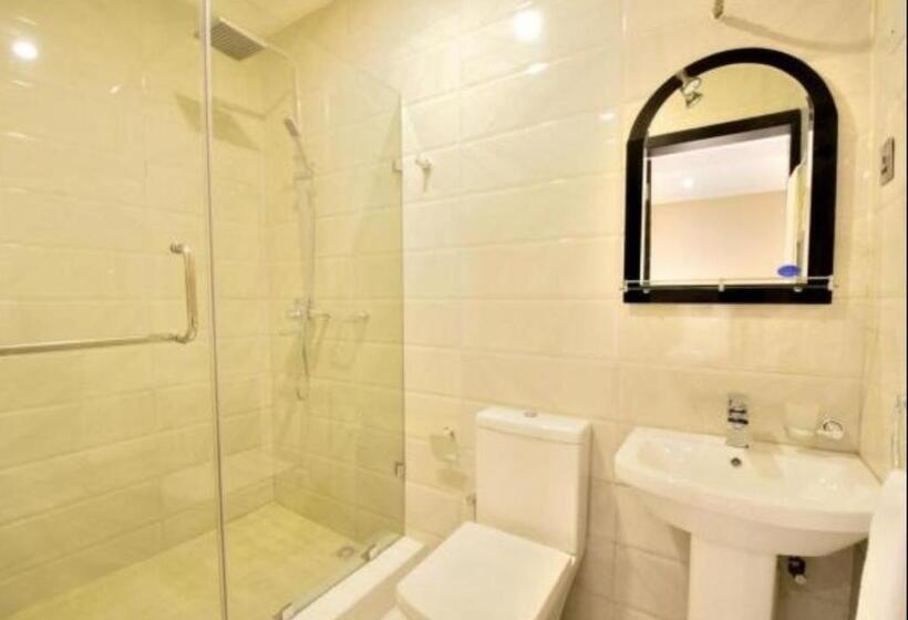 هتل Villa Thirty Three