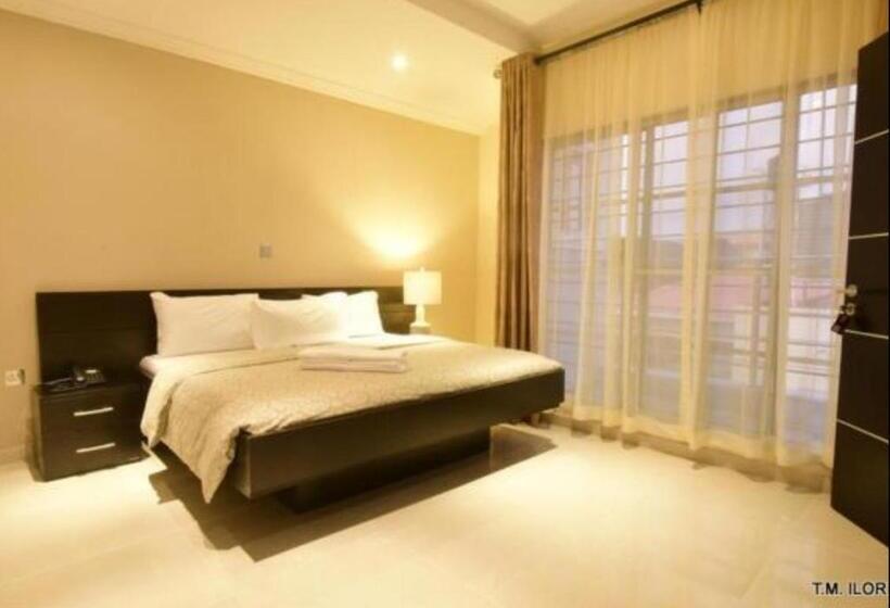 هتل Villa Thirty Three