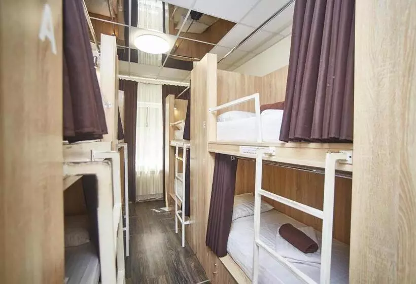 Old Courtyard Hostel
