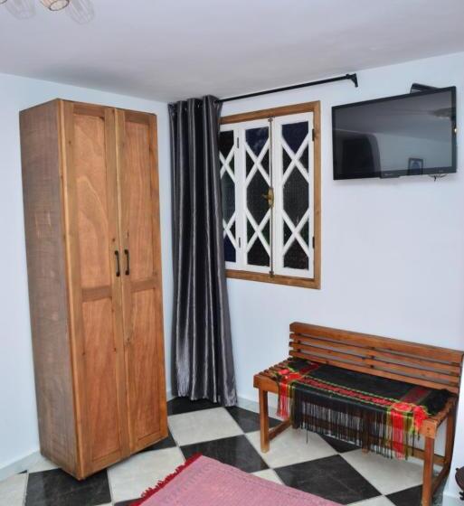 Pensão Dar Rif Kebdani