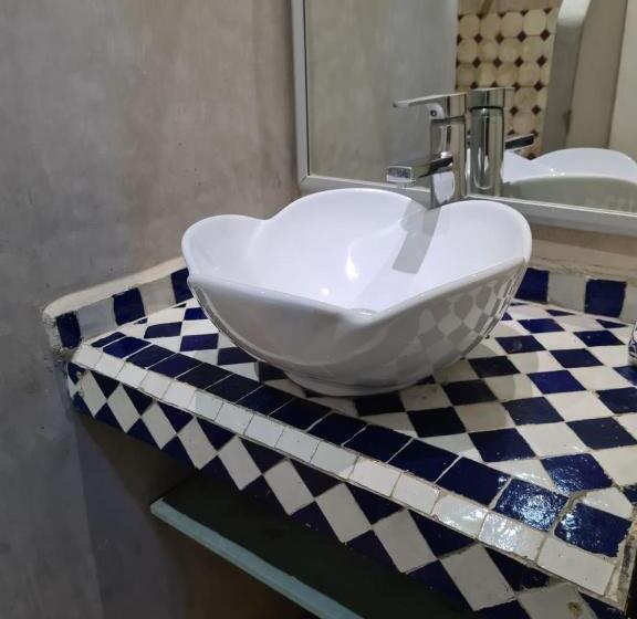 Pensão Dar Rif Kebdani