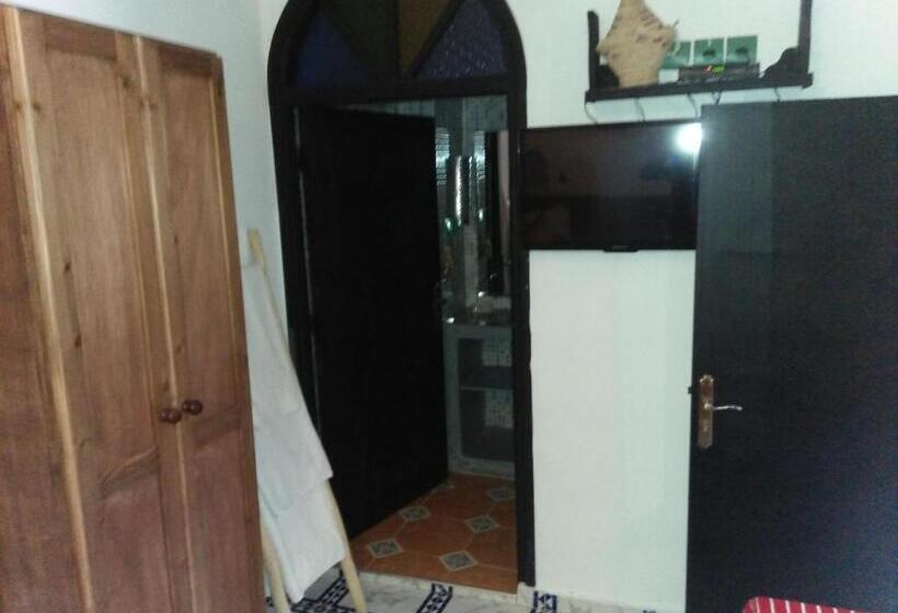 Pensão Dar Rif Kebdani