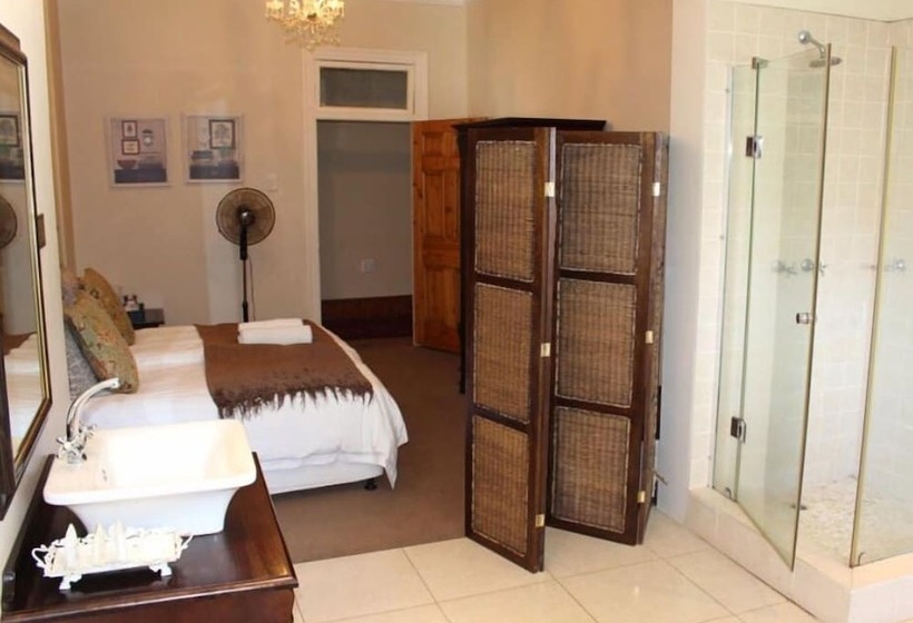 פנסיון Kearsney Manor