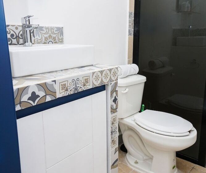 ホテル Linda Vecindad Playa Del Carmen