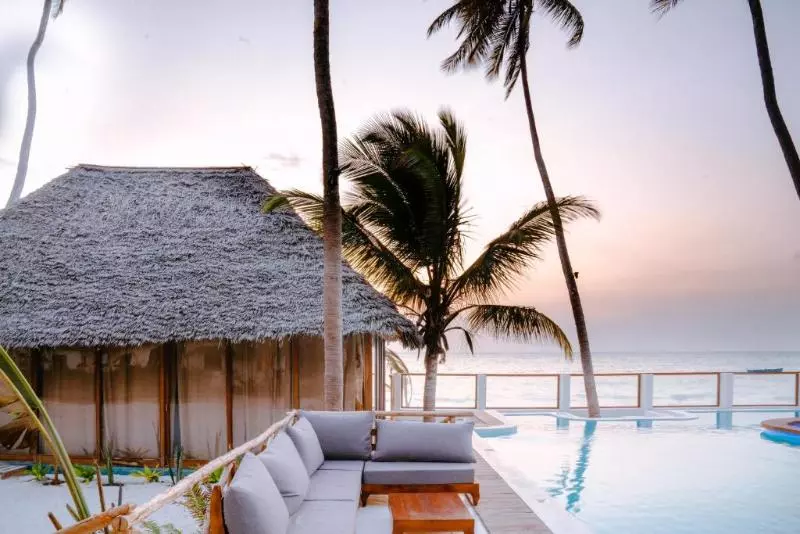 Hotelli Tiki Beach Club & Resort