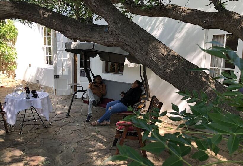 Bed and Breakfast Bethesda Tower Accommodation