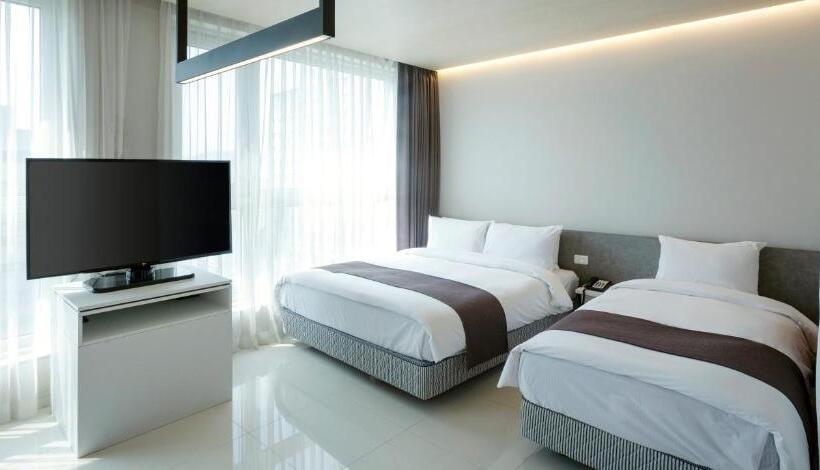 Grand City Hotel Changwon