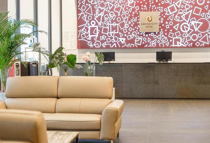 Grand City Hotel Changwon