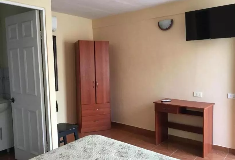 Hostal Playa Brava