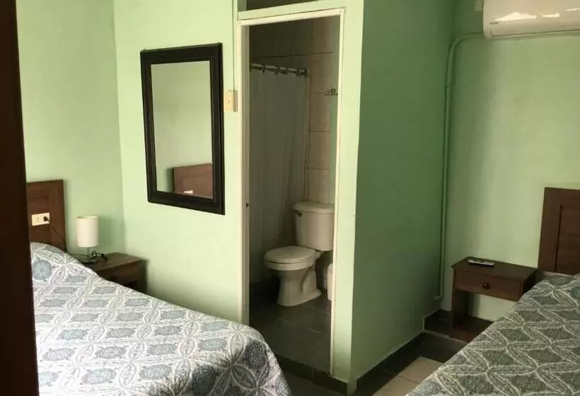 Hostal Playa Brava