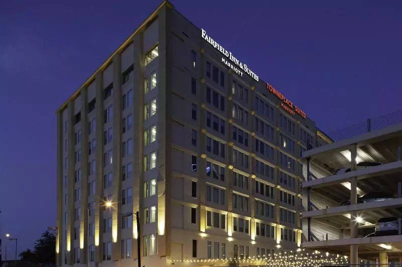 ホテル Fairfield Inn & Suites By Marriott Dallas Downtown