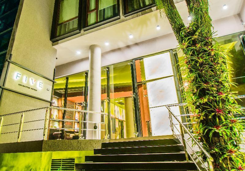 Five Hotel & Residences