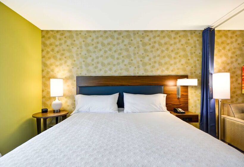 فندق Home2 Suites By Hilton Decatur Ingalls Harbor